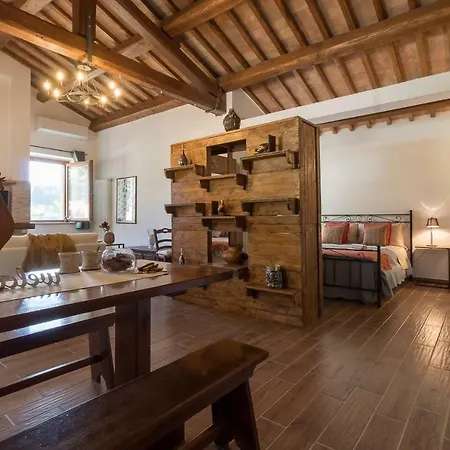 Il Gallinaccio Apartment