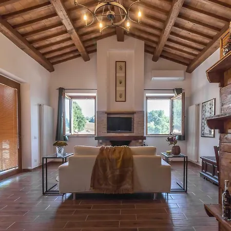 Il Gallinaccio Apartment